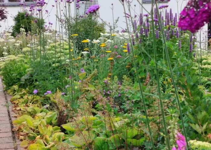 Aarstidernes Bb Apartment *